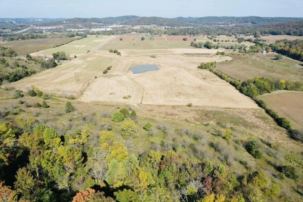 21 Elihu Cabin Hollow Road Somerset KY 42501