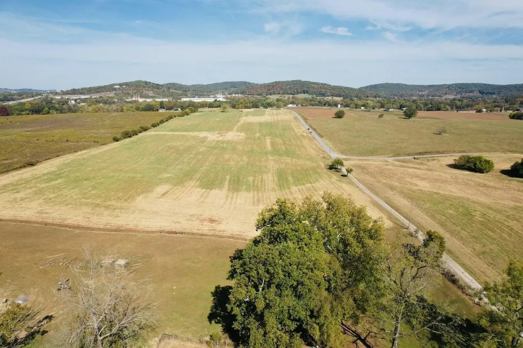 20 Elihu Cabin Hollow Road Somerset KY 42501