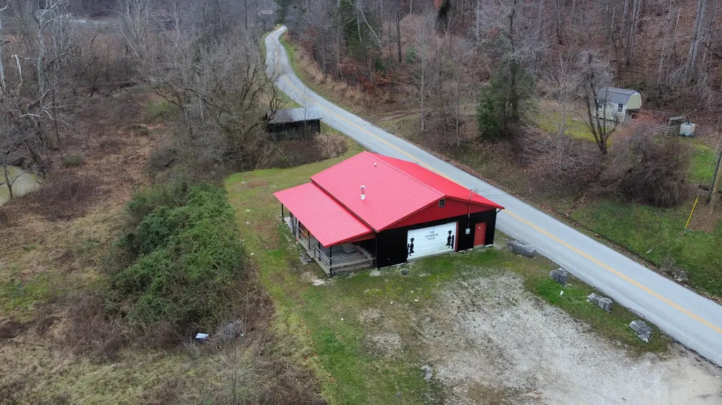 15 S Fork S Road Stanton KY 40380