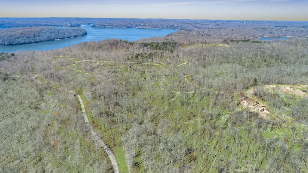 1 Campbell Road Nancy KY 42544