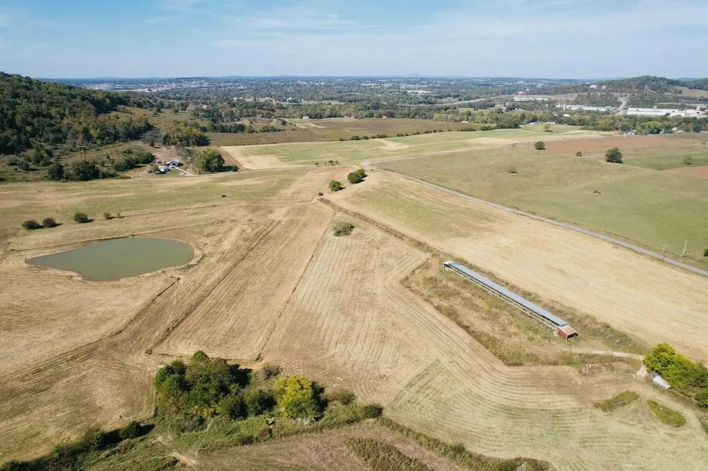 26 Elihu Cabin Hollow Road Somerset KY 42501