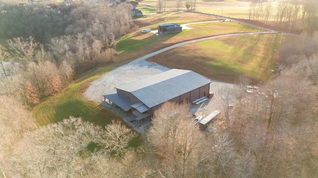 196 Knoll Lane Nancy KY 42544