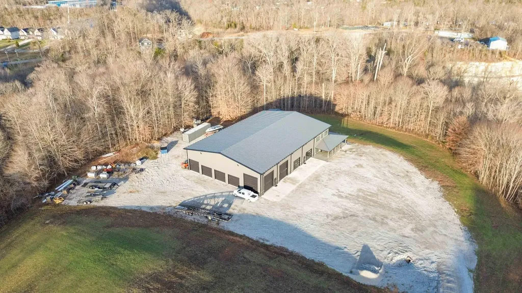 196 Knoll Lane Nancy KY 42544
