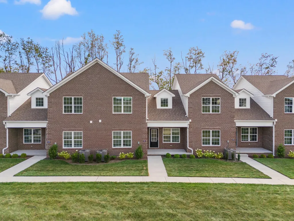 610 Silver Springs Drive Lexington KY 40511