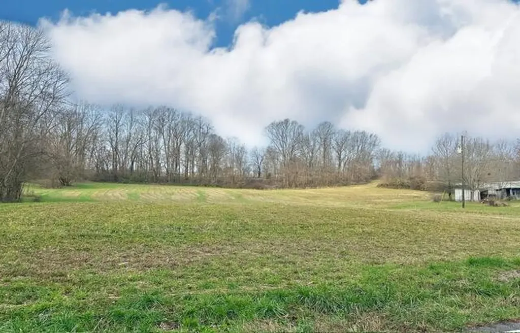 9379 Highway 1247 Eubank KY 42567