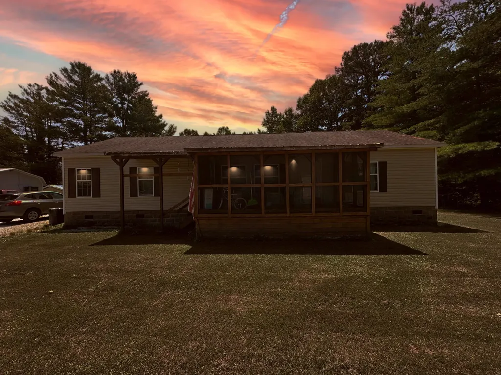 107 Ravenwood Estates London KY 40741