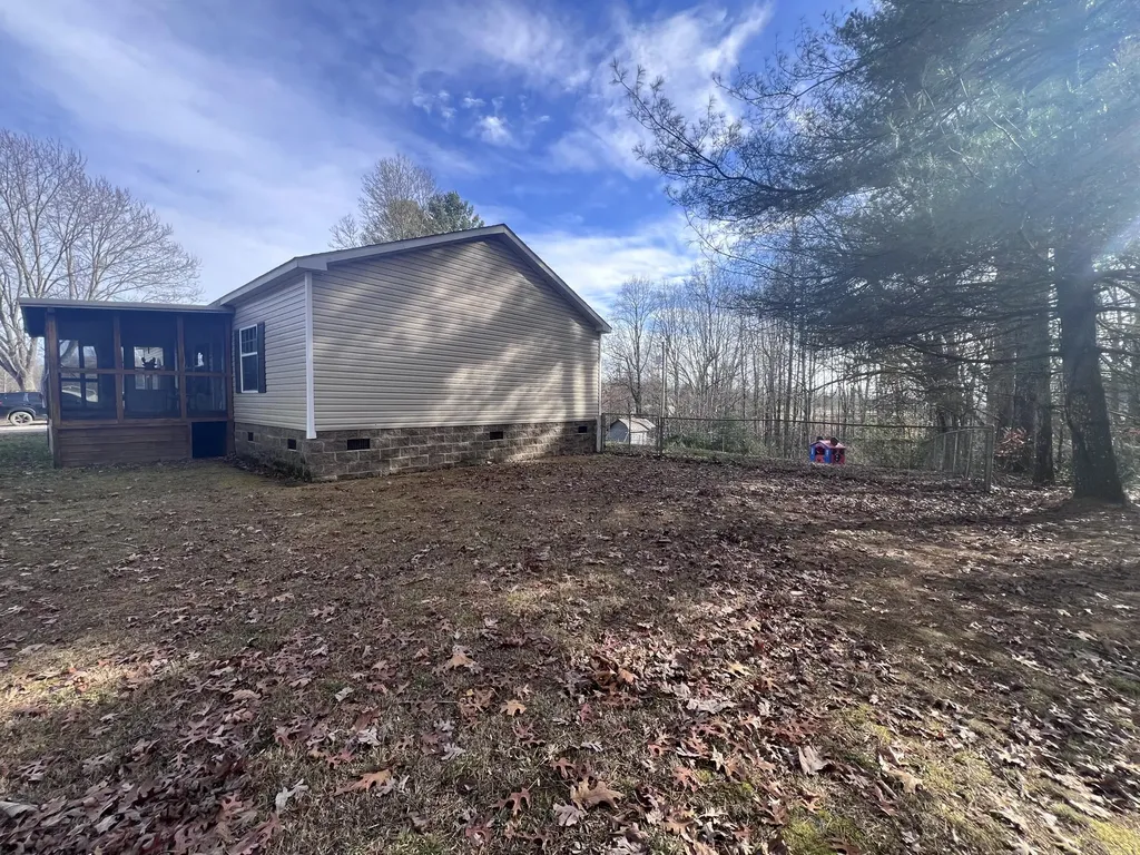 107 Ravenwood Estates London KY 40741