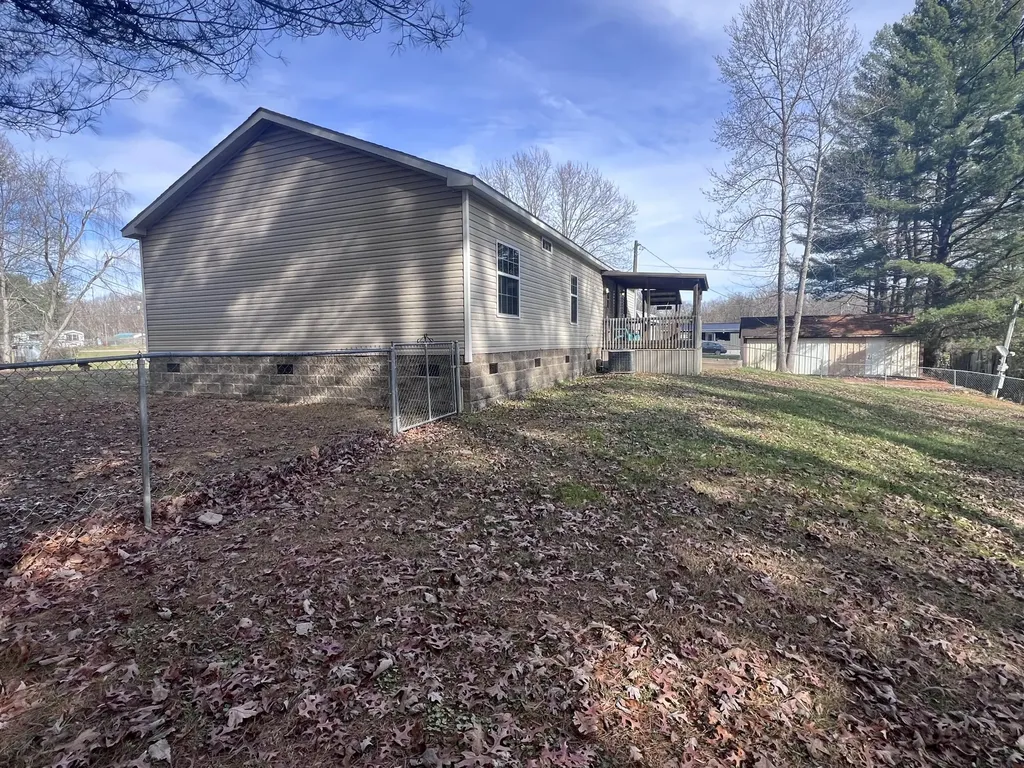 107 Ravenwood Estates London KY 40741