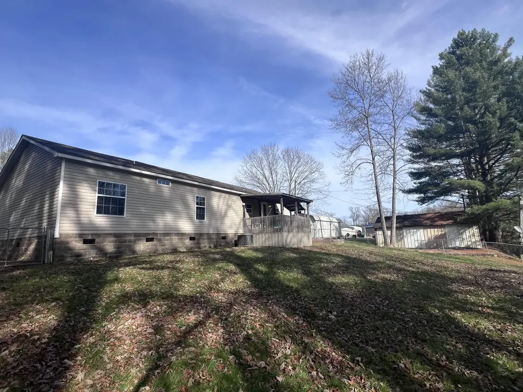 107 Ravenwood Estates London KY 40741