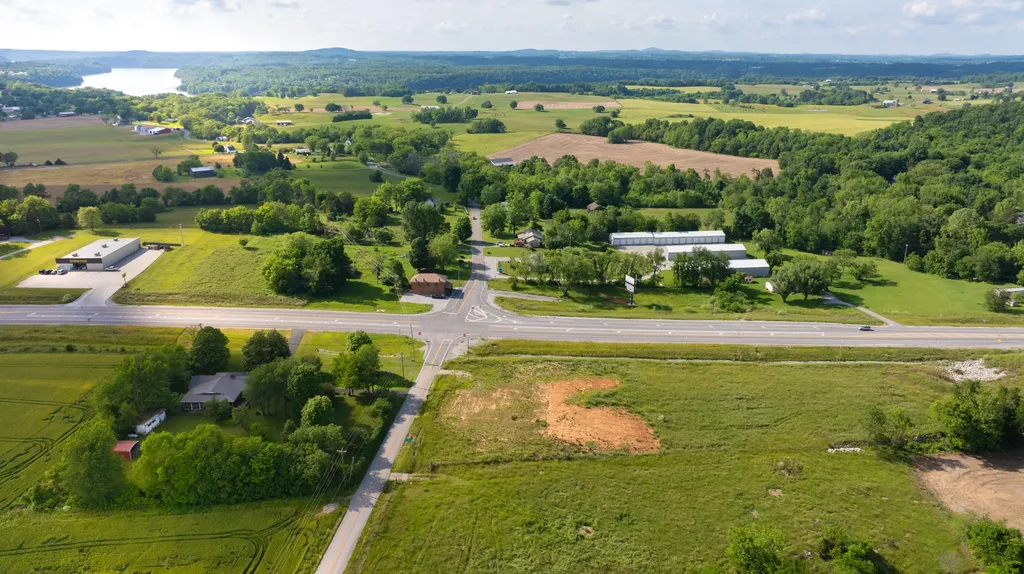8274 Highway 90 Monticello KY 42633
