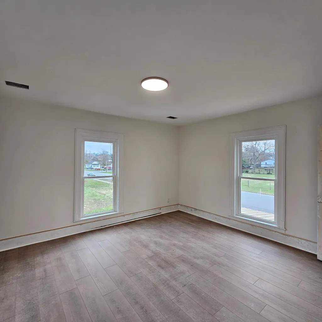 349 N Greenville Street Harrodsburg KY 40330