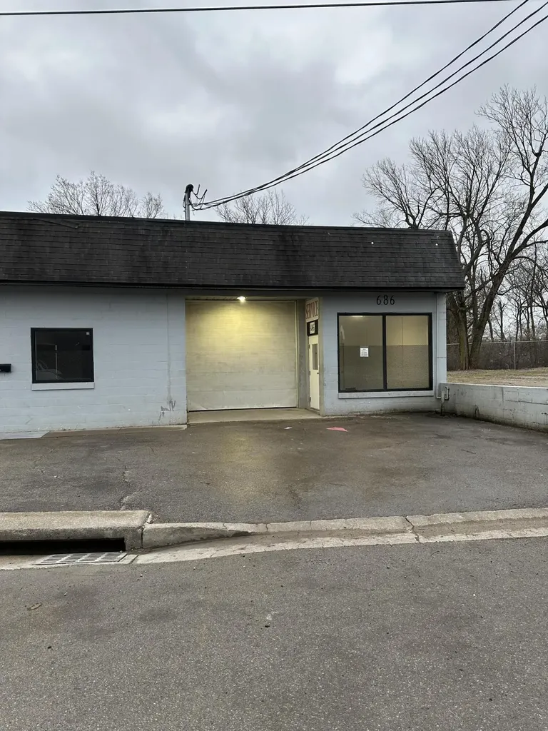 686 Montgomery Avenue Lexington KY 40505