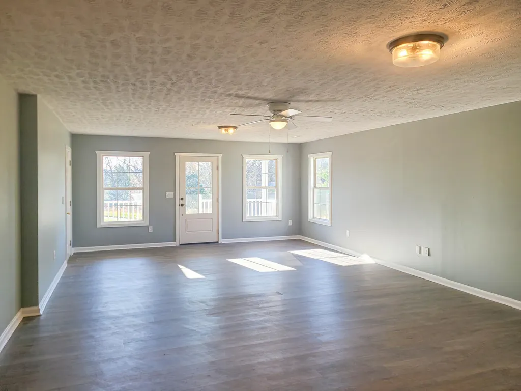 67 Millard Tilley Road Science Hill KY 42553