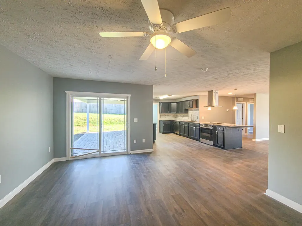 67 Millard Tilley Road Science Hill KY 42553