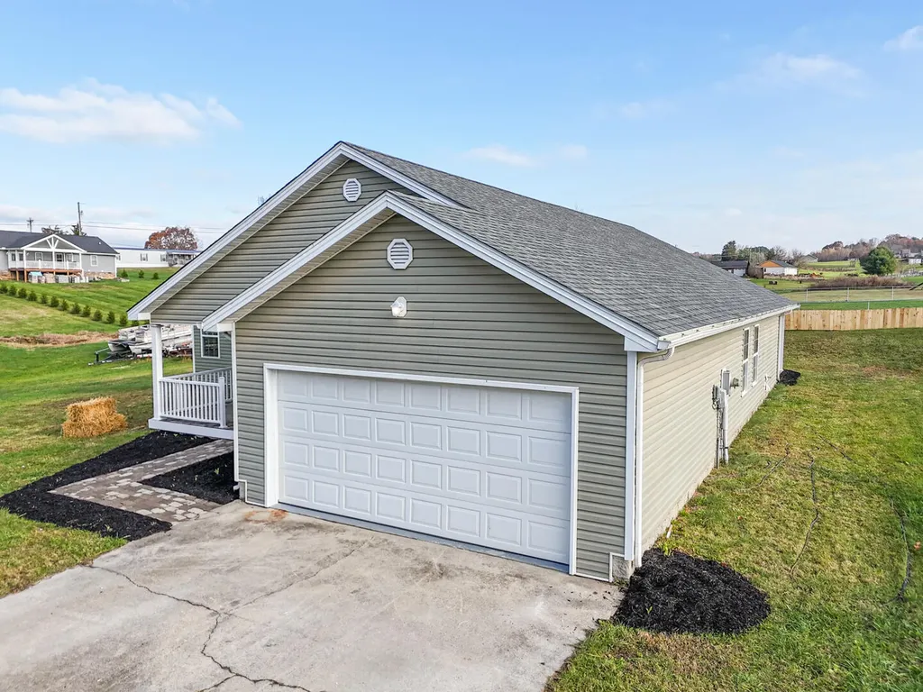 67 Millard Tilley Road Science Hill KY 42553