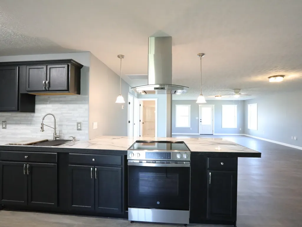 67 Millard Tilley Road Science Hill KY 42553