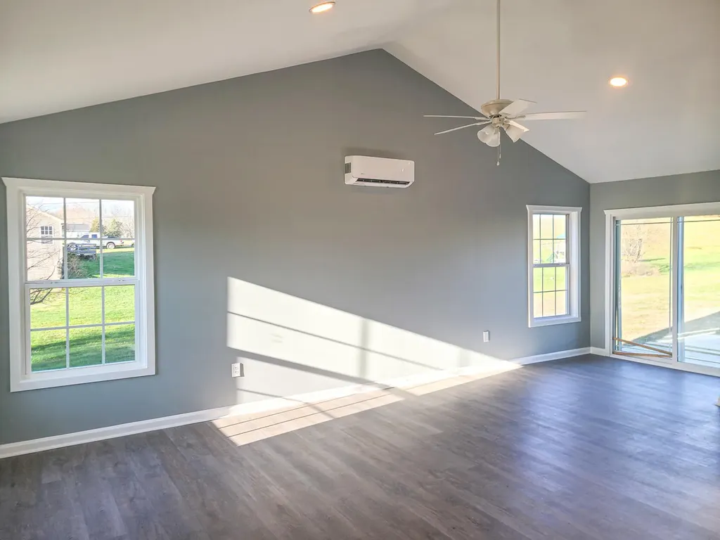 67 Millard Tilley Road Science Hill KY 42553