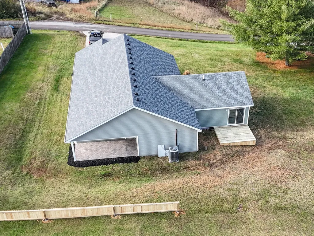 67 Millard Tilley Road Science Hill KY 42553