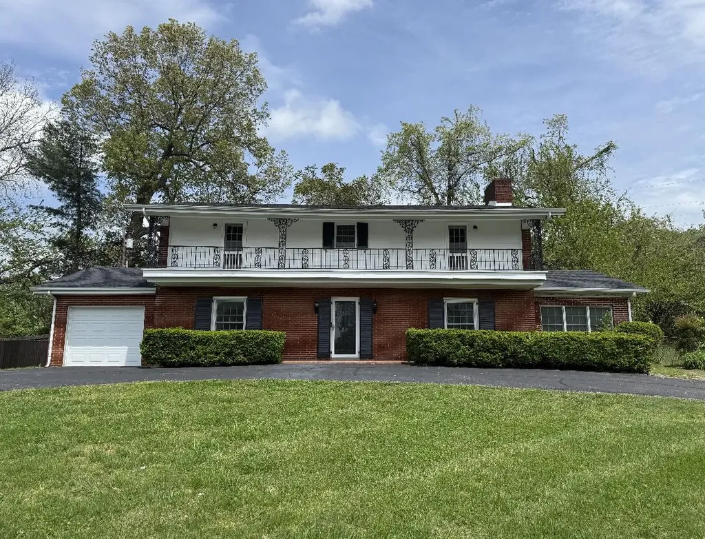155 Woodland Drive Somerset KY 42501