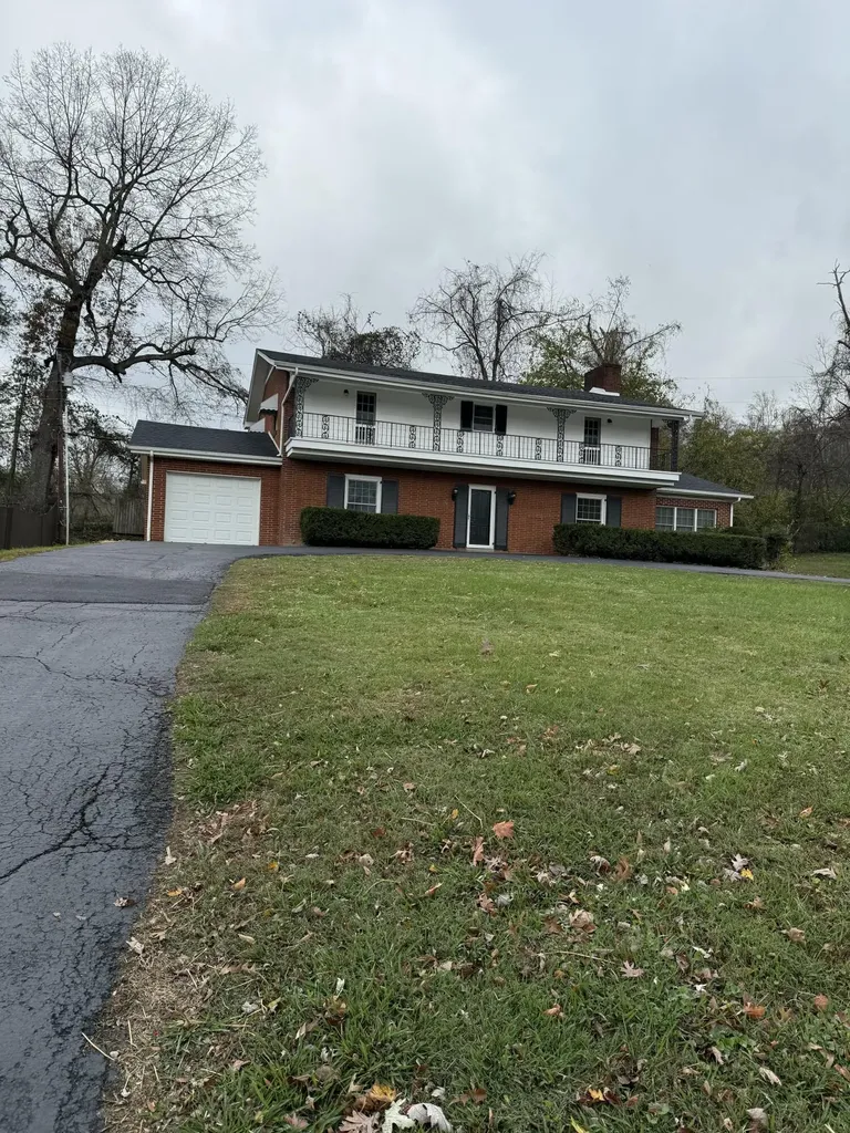 155 Woodland Drive Somerset KY 42501