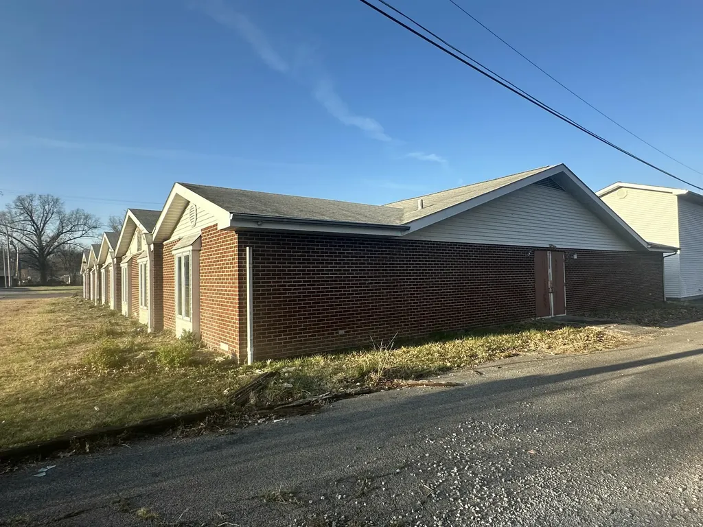 3100 Clay Street Paducah KY 42001