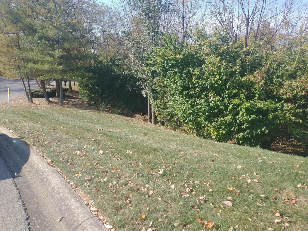 102 Augusta Drive Winchester KY 40391