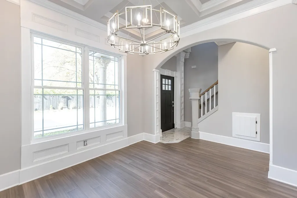 2528 Leland Lane Lexington KY 40503