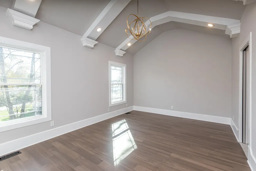 2528 Leland Lane Lexington KY 40503