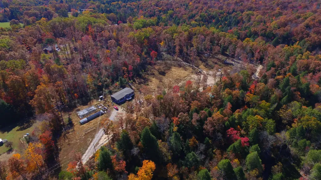 9999 Spruce Creek Road Corbin KY 40701