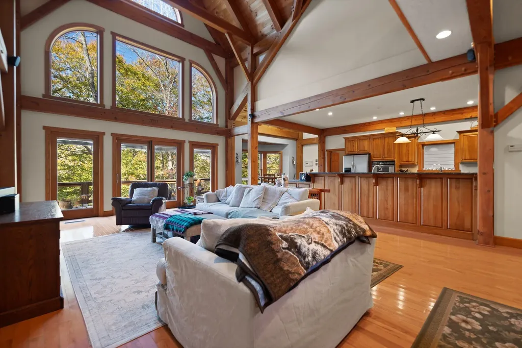 270 Wondering Woods Drive Somerset KY 42503