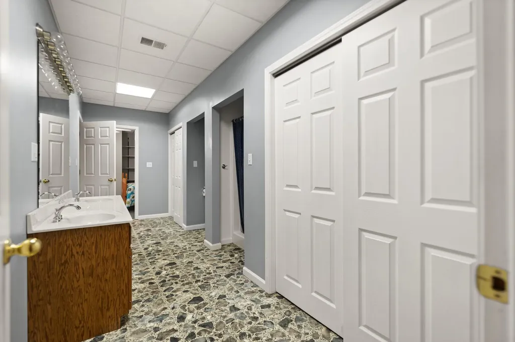 270 Wondering Woods Drive Somerset KY 42503