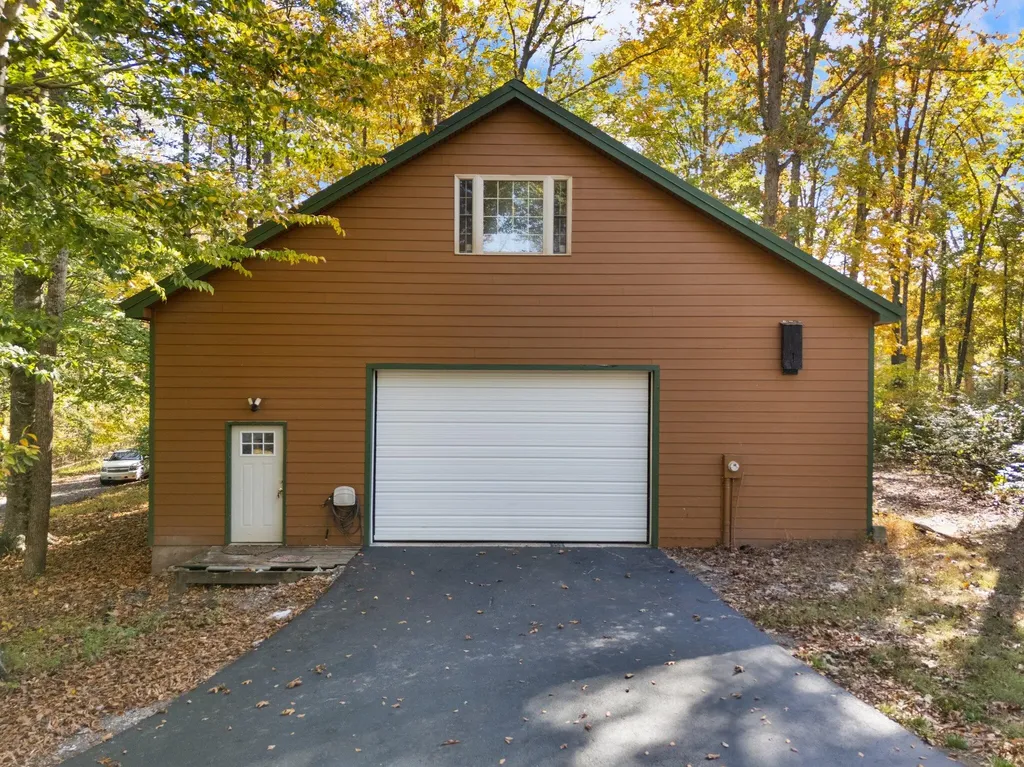 270 Wondering Woods Drive Somerset KY 42503