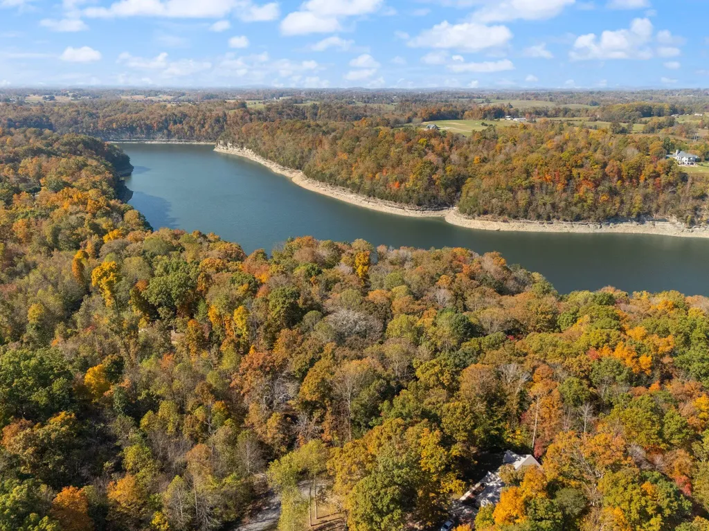 270 Wondering Woods Drive Somerset KY 42503