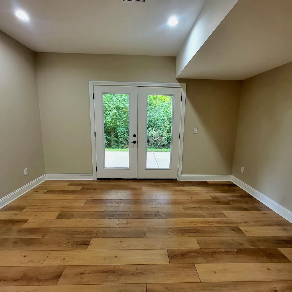 230 Sugartree Lane Versailles KY 40383