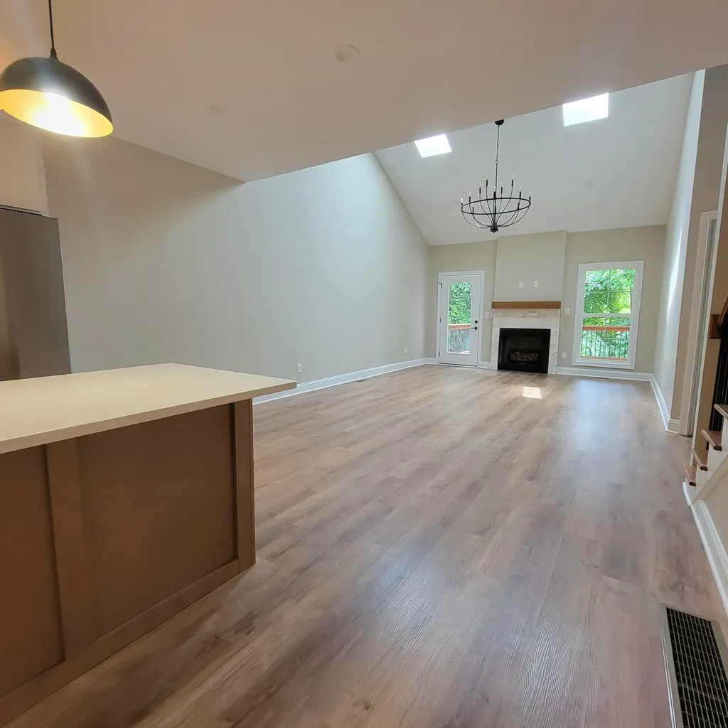 230 Sugartree Lane Versailles KY 40383