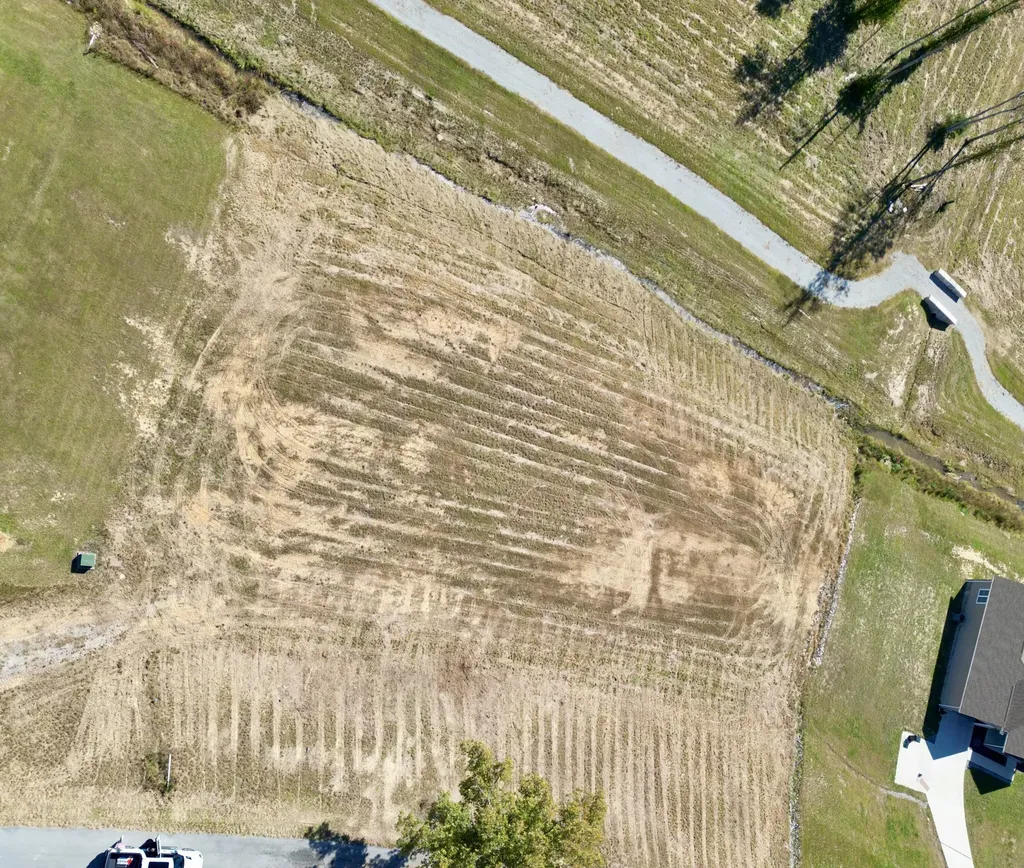 Lot 6 Lakewood Subdivision Corbin KY 40701