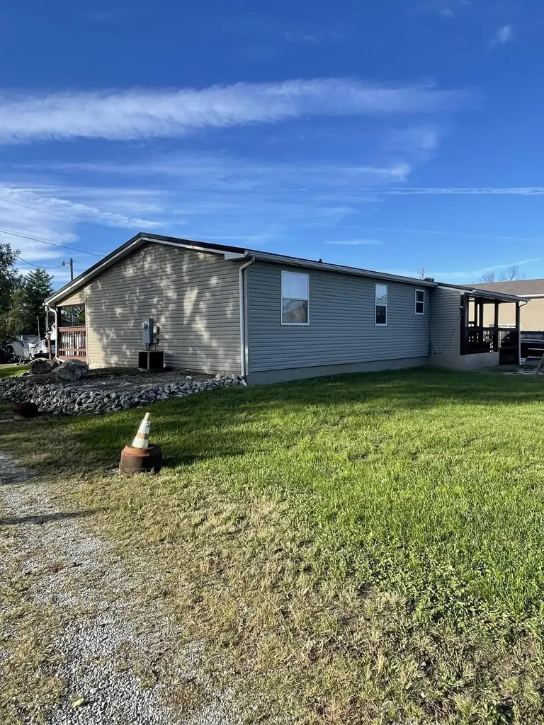 44 Lawrence Lane Flemingsburg KY 41041