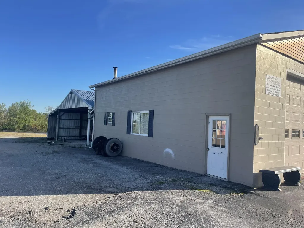 44 Lawrence Lane Flemingsburg KY 41041