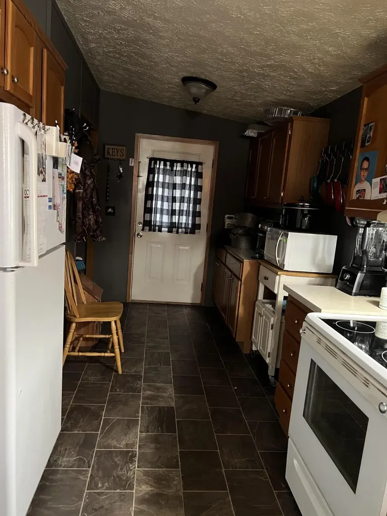 44 Lawrence Lane Flemingsburg KY 41041