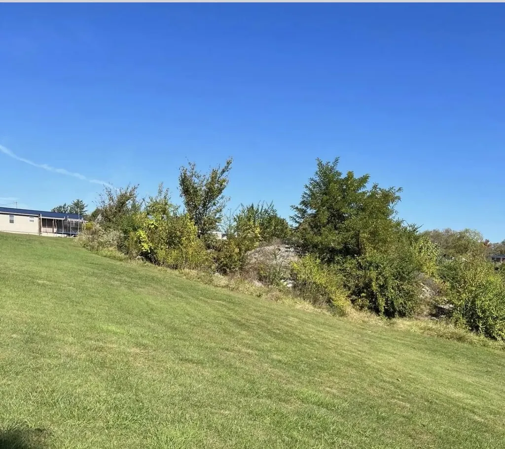 44 Lawrence Lane Flemingsburg KY 41041