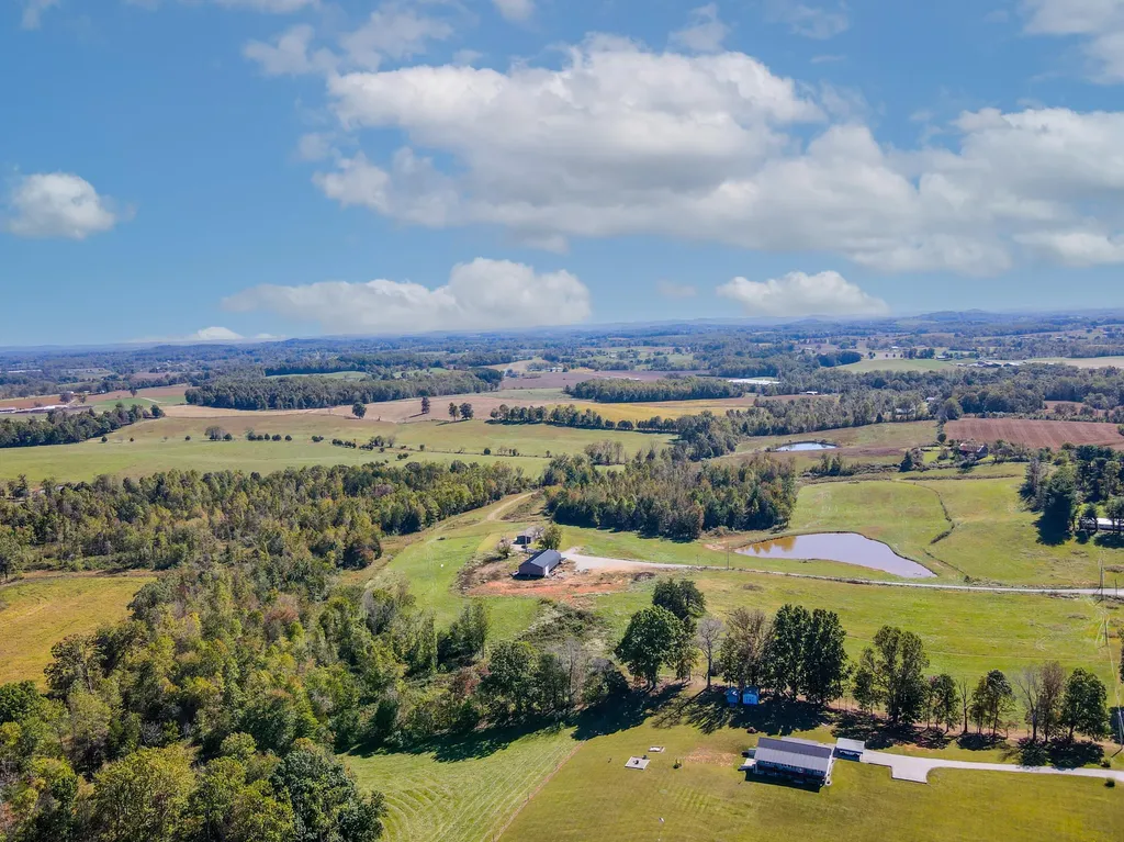 5960 Puncheon Creek Road Eubank KY 42567