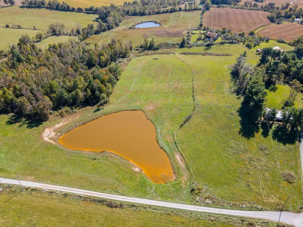 5960 Puncheon Creek Road Eubank KY 42567