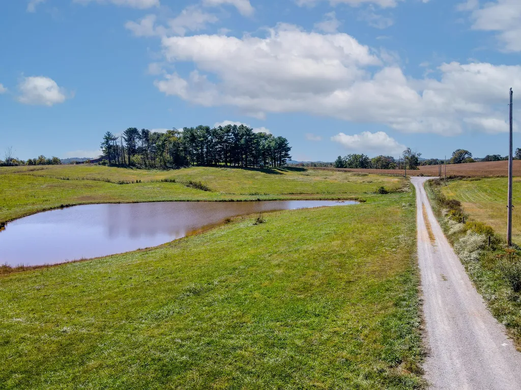 5960 Puncheon Creek Road Eubank KY 42567