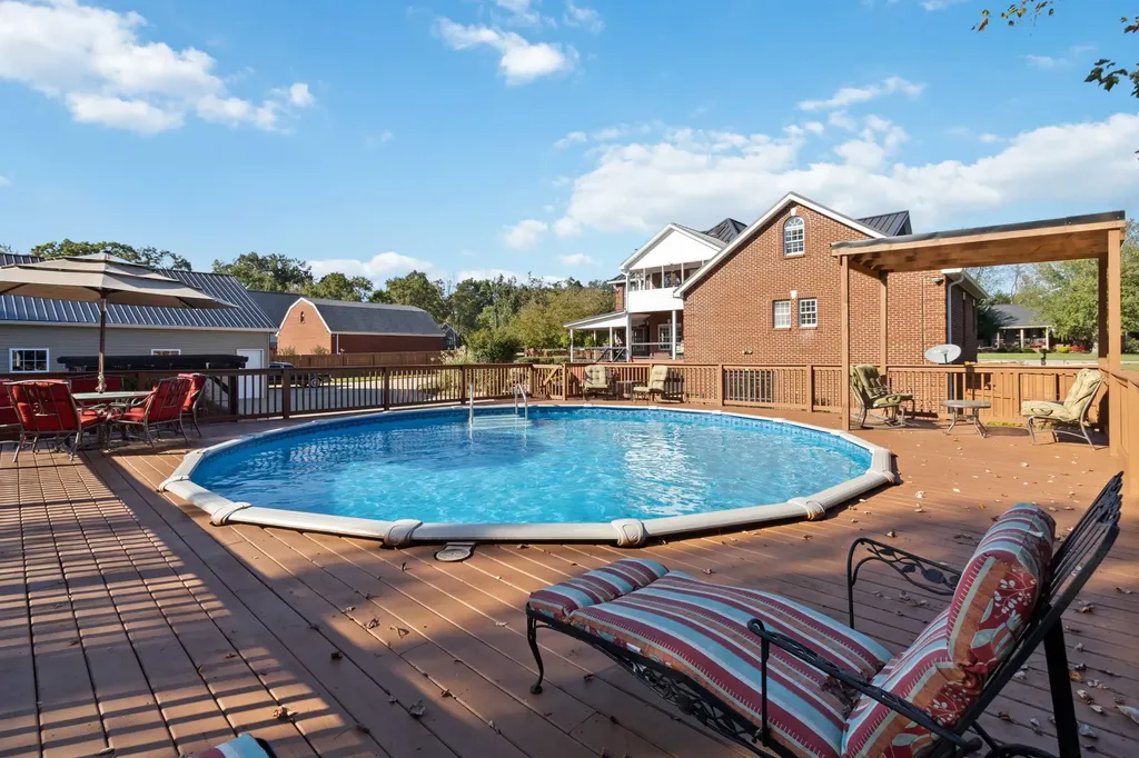 48 Tori Pine Lane Corbin KY 40701