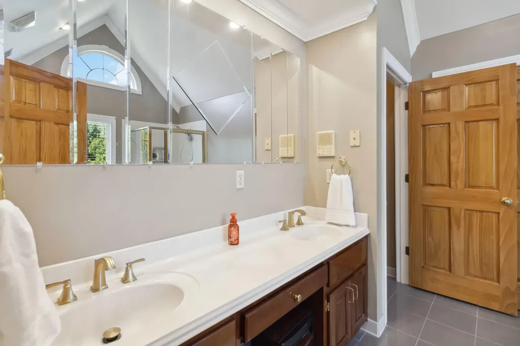 48 Tori Pine Lane Corbin KY 40701