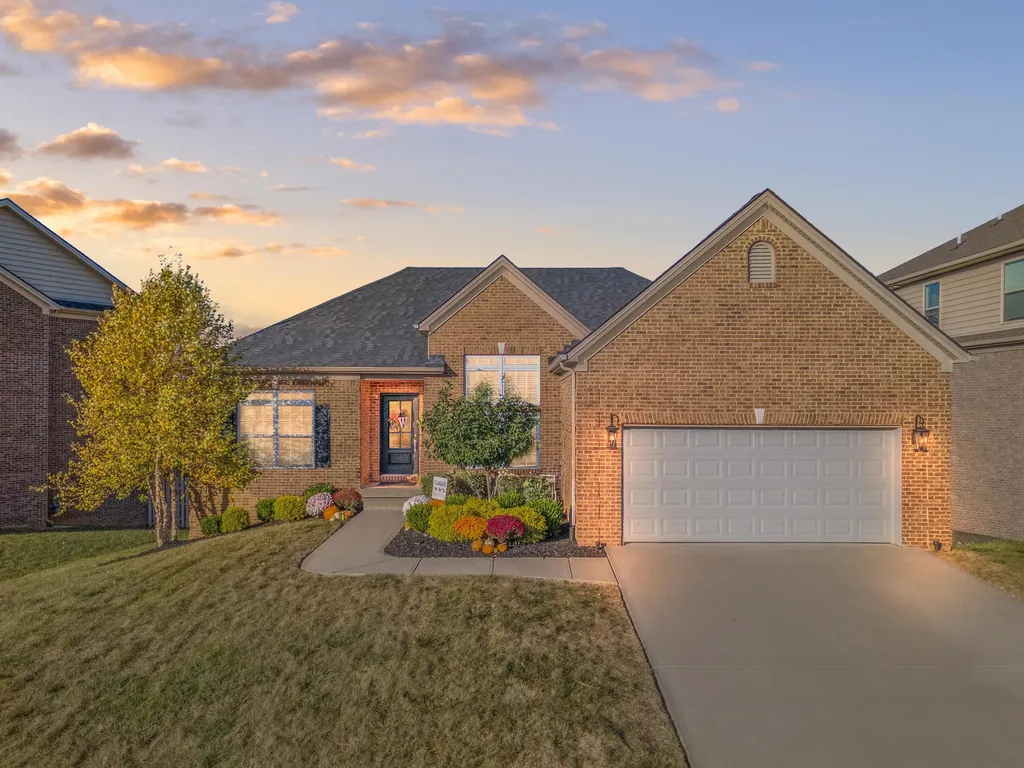 123 Warfield Point Georgetown KY 40324