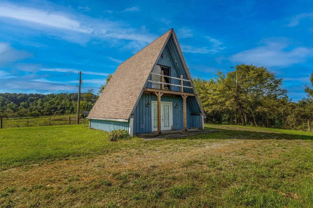 1013 Old Mitchellsburg Road Parksville KY 40464