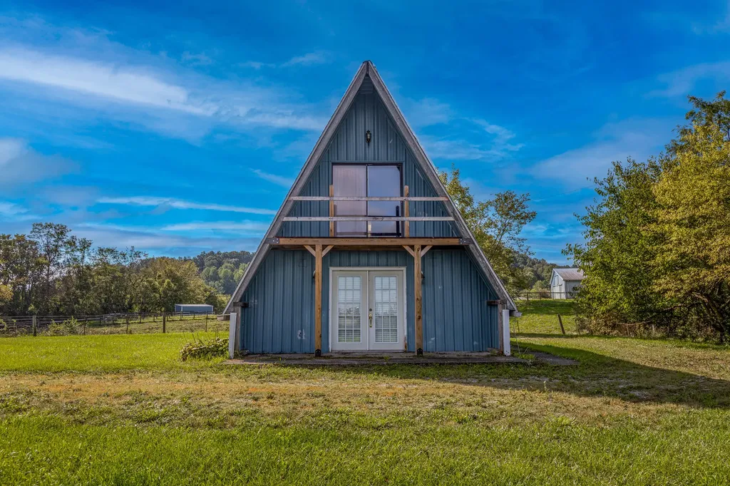 1013 Old Mitchellsburg Road Parksville KY 40464