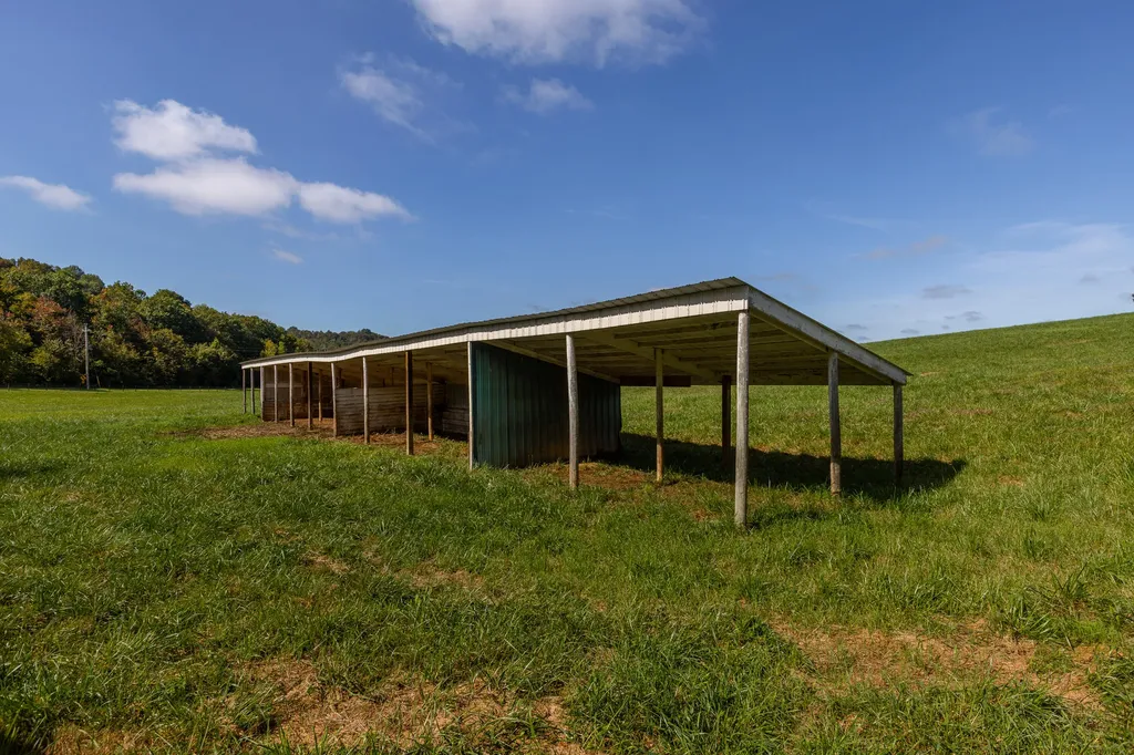 1013 Old Mitchellsburg Road Parksville KY 40464