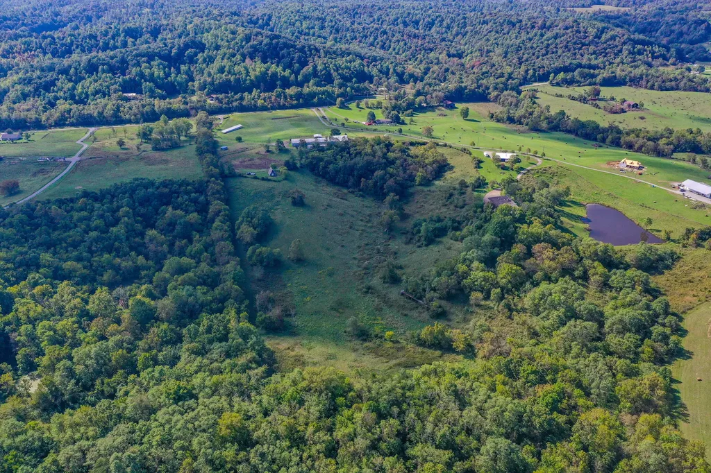 1013 Old Mitchellsburg Road Parksville KY 40464